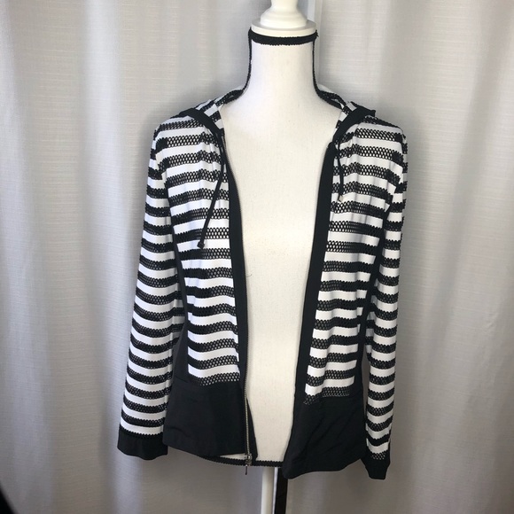 ☀️ Zenergy By Chicos Jacket - Picture 2 of 8